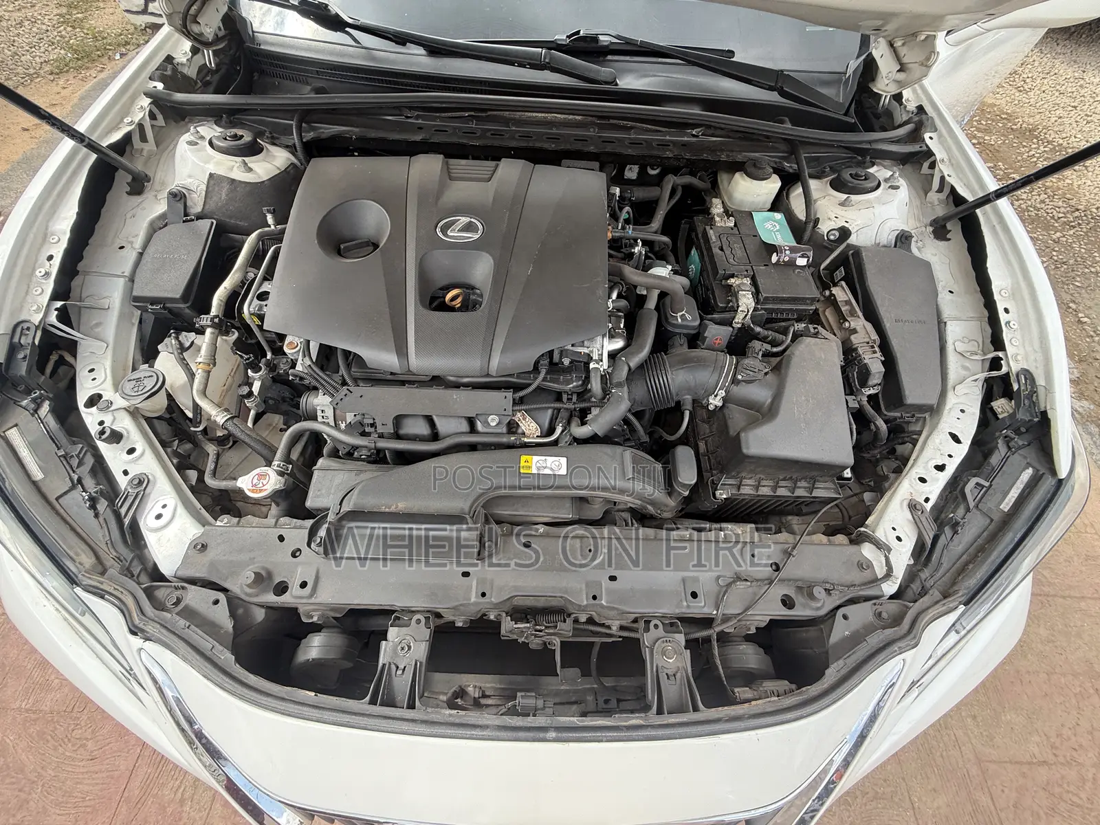 Lexus ES 350 Base 2021 White