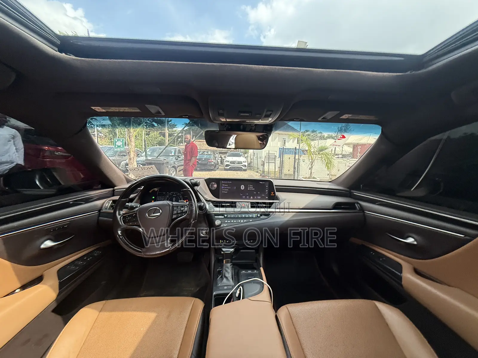 Lexus ES 350 Base 2021 White