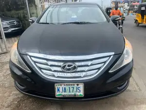Hyundai Sonata 2013 Black