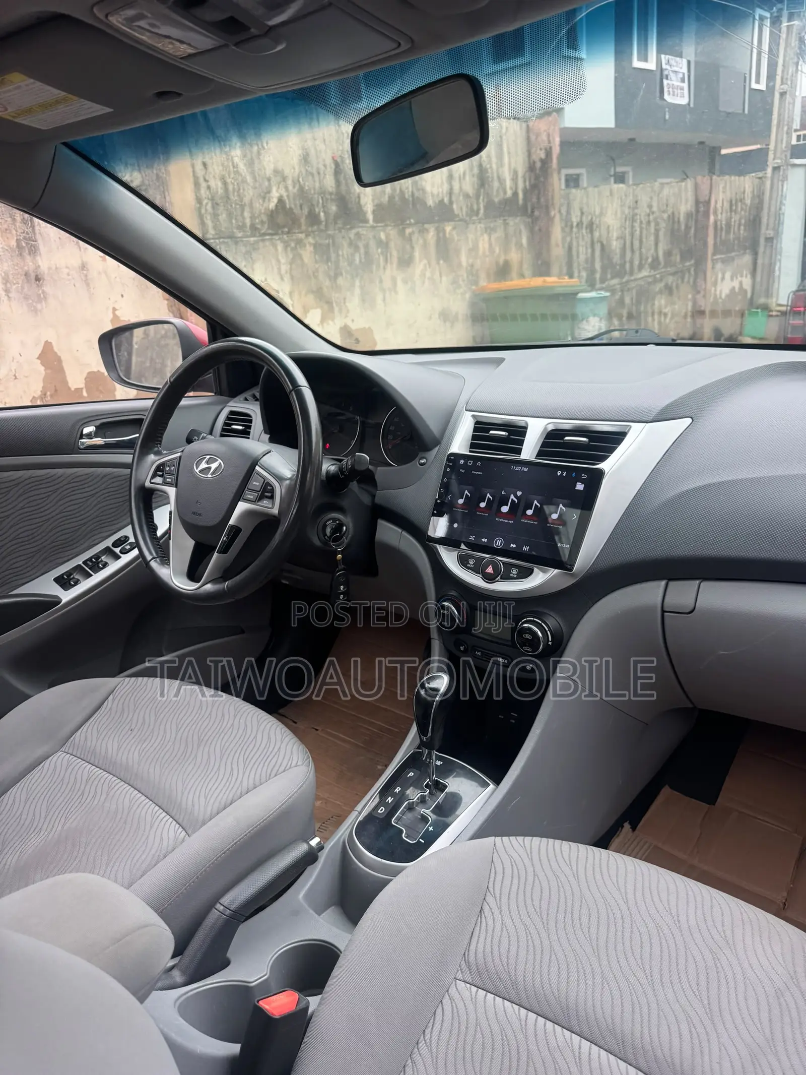 Hyundai Accent 2014 Red