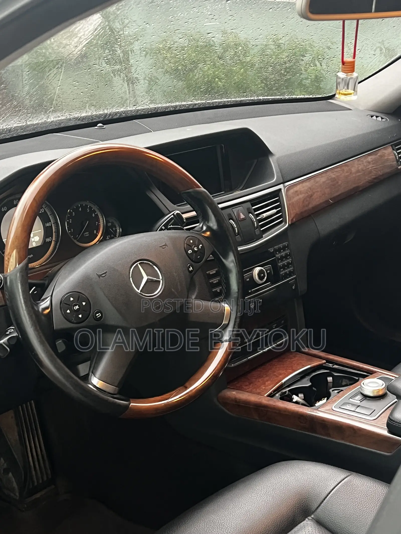Mercedes-Benz E350 2011 Silver