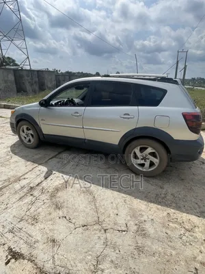 Pontiac Vibe Automatic 2003 Silver
