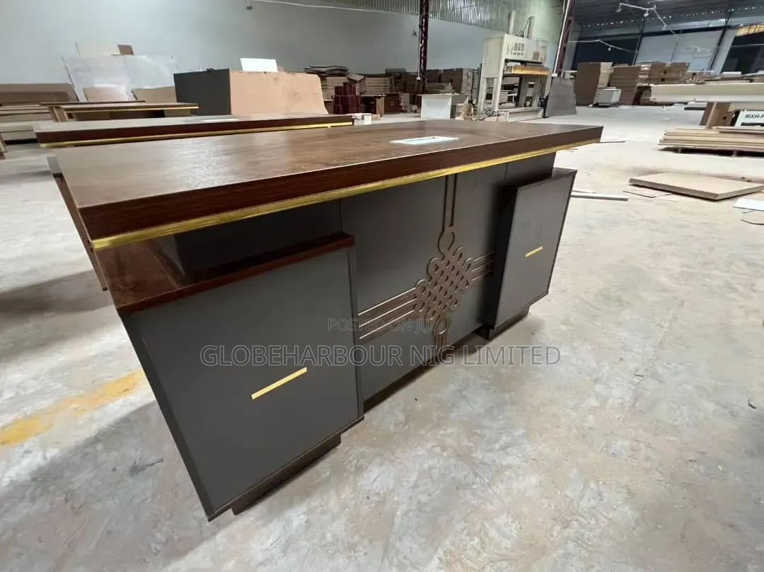 Executive Office and Study Table