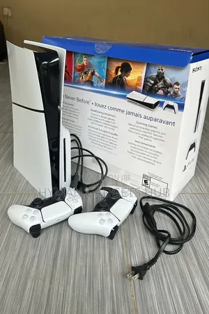 Open Box Ps5 Slim Disc Version 1tb With 2 Pads and Accessories