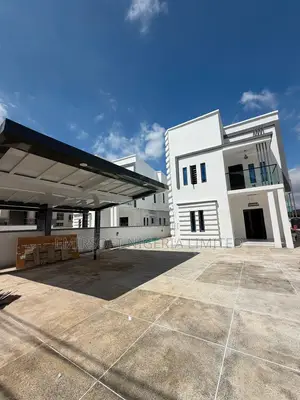 Furnished 4bdrm Duplex in Akobo for sale