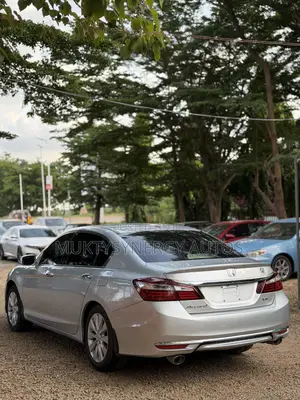 Honda Accord EX-L V-6 4dr Sedan FWD (3.5L 6cyl 6A) 2013 Silver