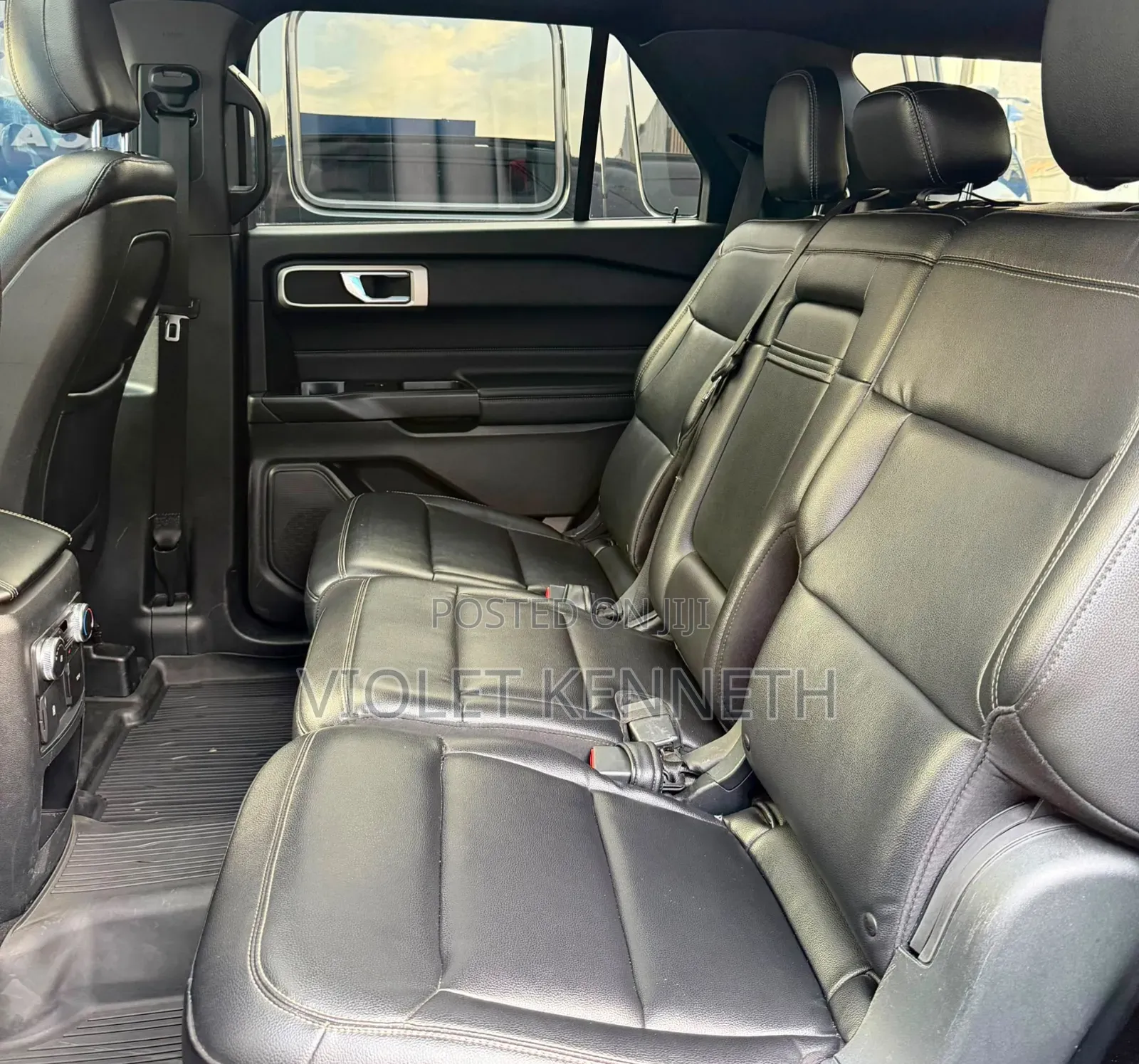 Ford Explorer 2020 Black