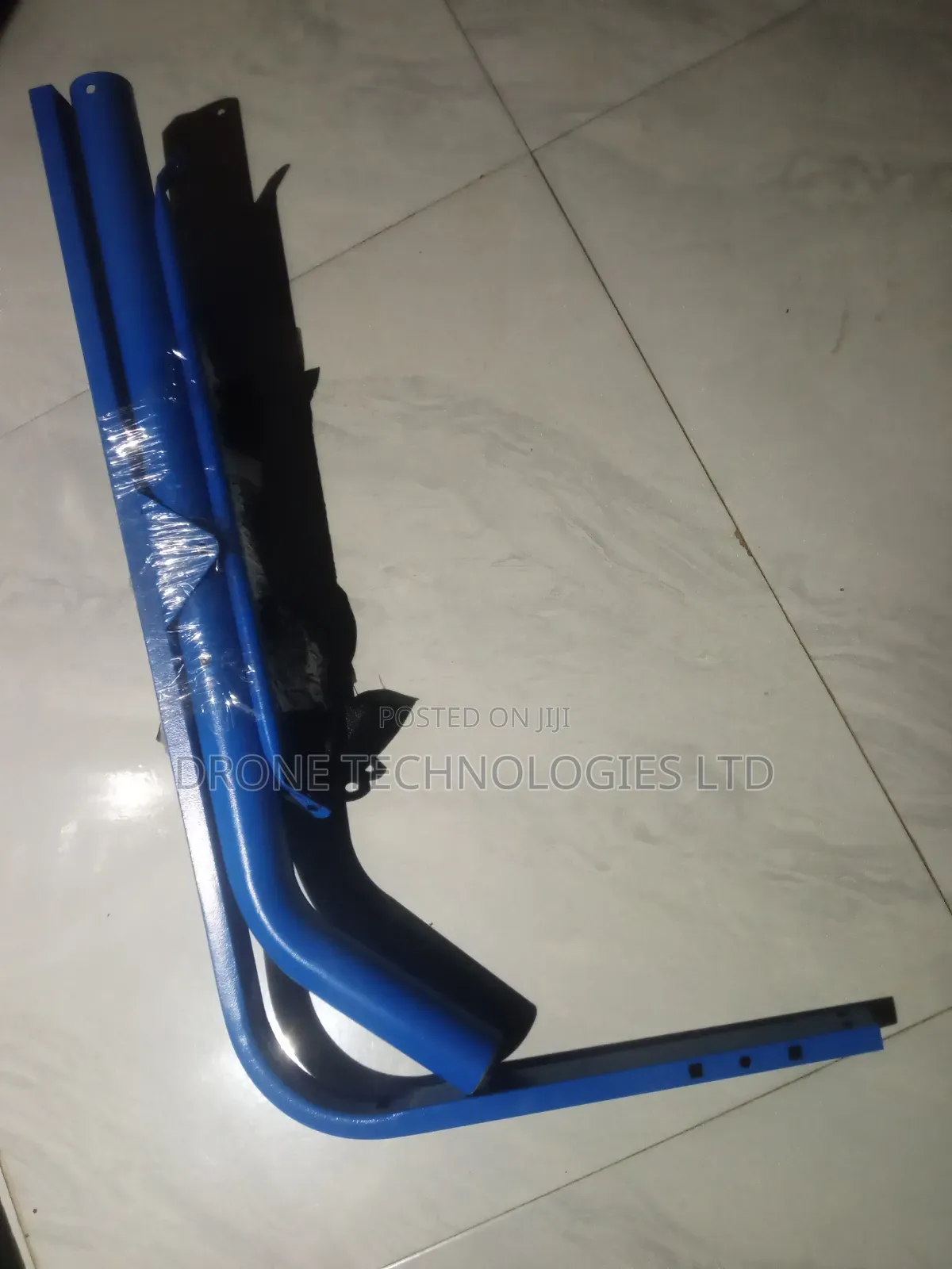 Complete 90cm DSTV Dish With Universal LNB
