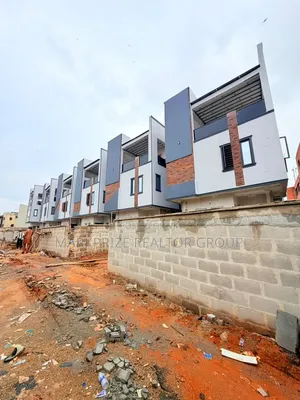 5bdrm Duplex in Opebi Ikeja Lagos for sale