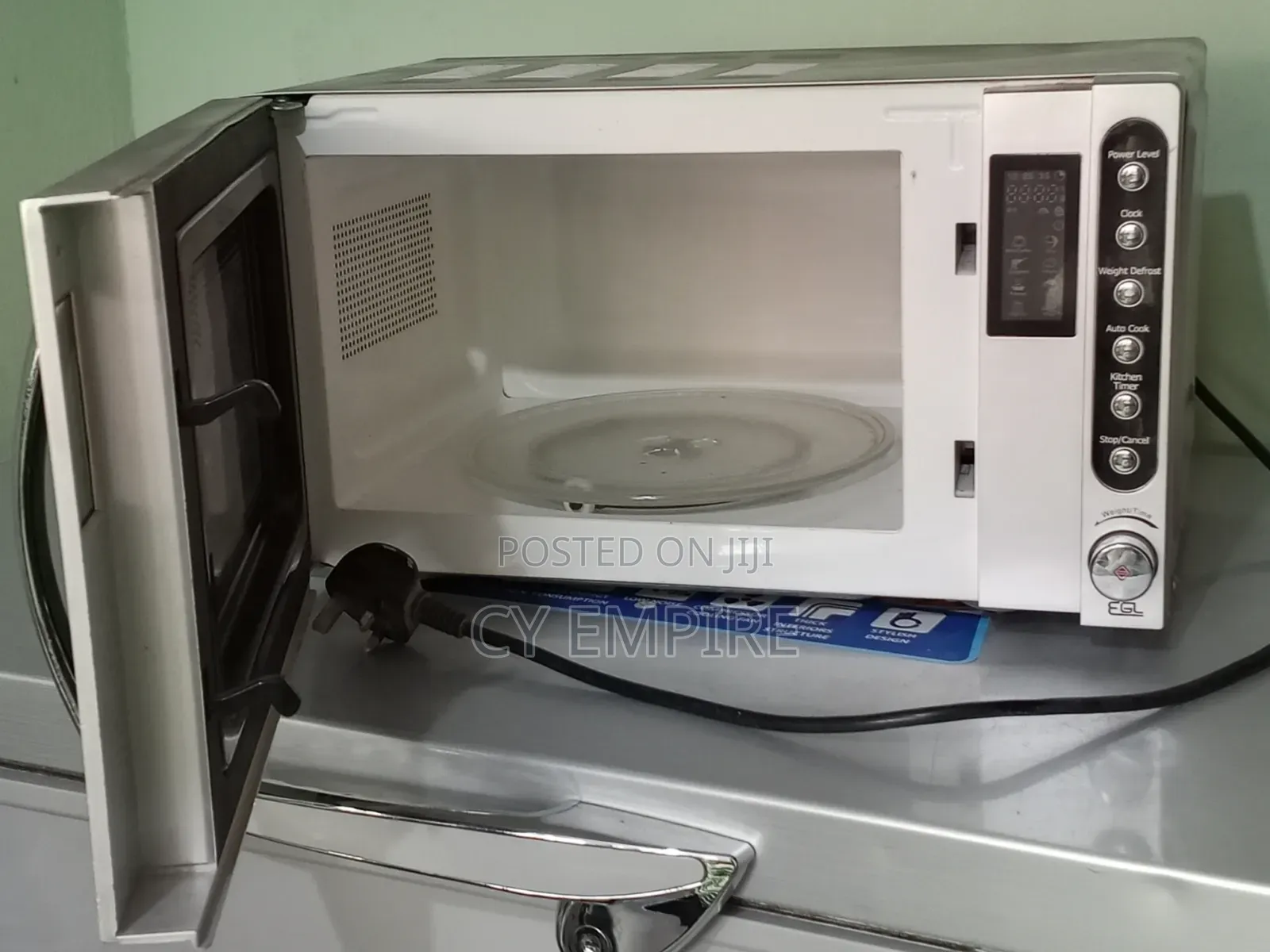20 Litres Capacity Egl Microwave