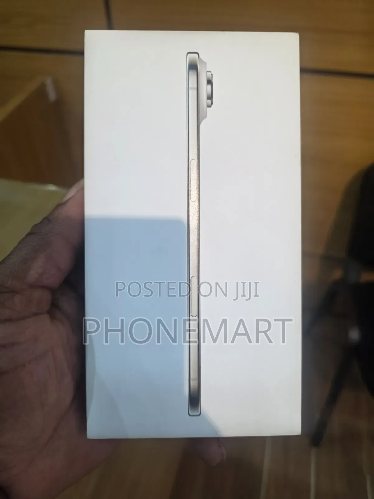 New Apple iPhone Air 512 GB Gold