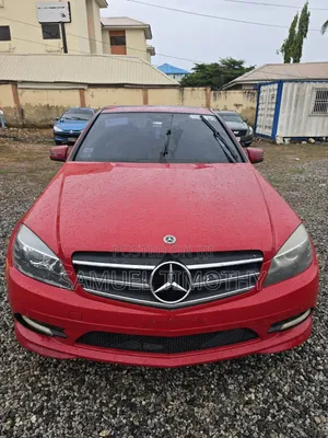 Mercedes-Benz C300 2021 Red