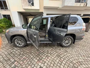 Lexus GX 2017 Gray
