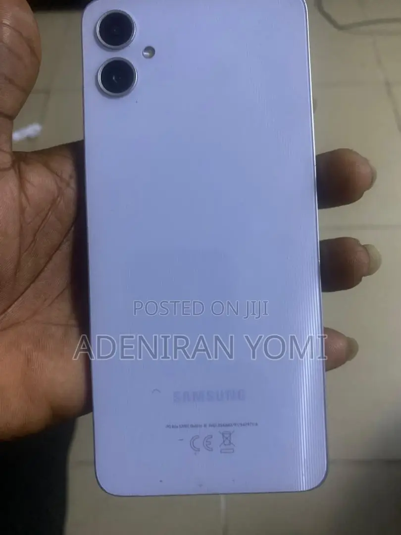 Samsung Galaxy A05 64 GB Silver