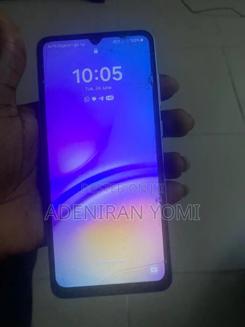 Samsung Galaxy A05 64 GB Silver