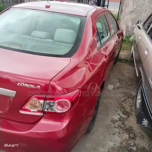 Toyota Corolla S 4dr Sedan (1.8L 4cyl 4A) 2013 Red