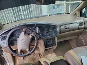Toyota Sienna 2003 Silver