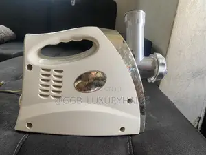 Kitchen Genie De’Luxe Meat Grinder