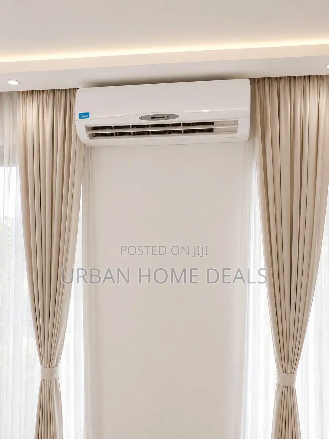 • Midea Split Air Conditioner – Excellent Condition