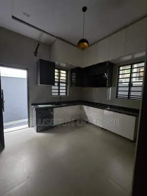 4bdrm Duplex in Omole Phase 2 for rent