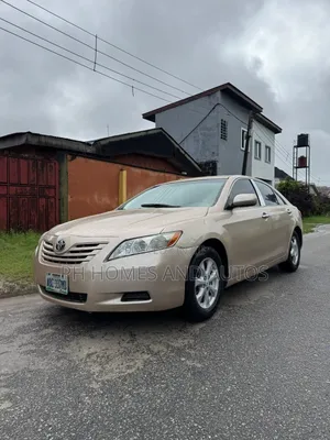 Toyota Camry 2008 Gold