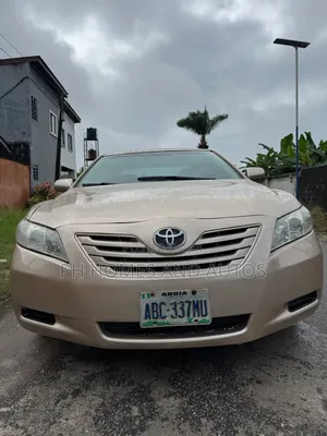 Toyota Camry 2008 Gold