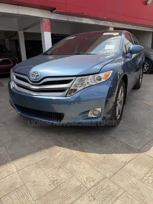 Toyota Venza AWD 2010 Blue