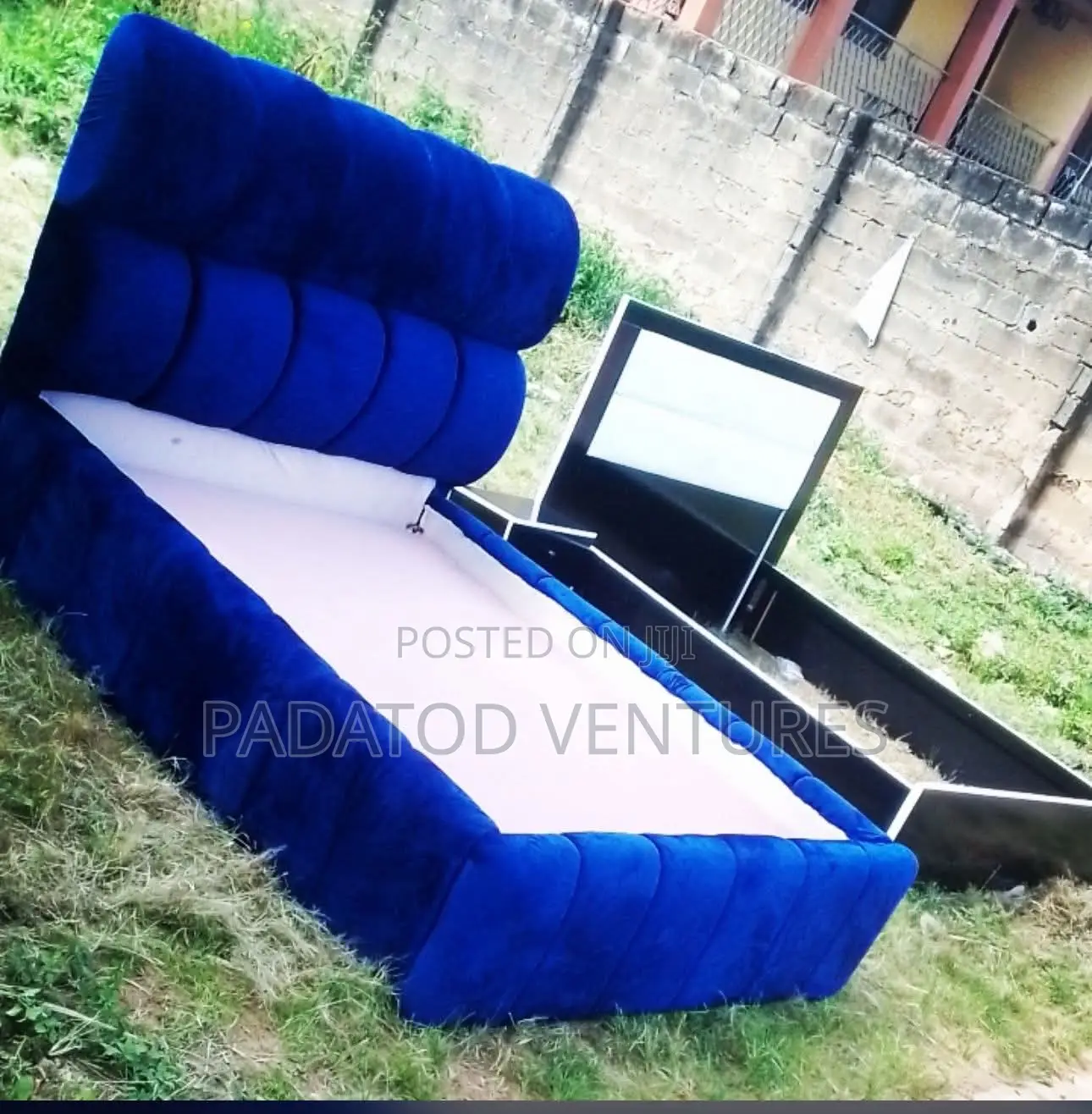 Brand New Bed Frame 41/2ft by 6 Ft Pay on Delivery