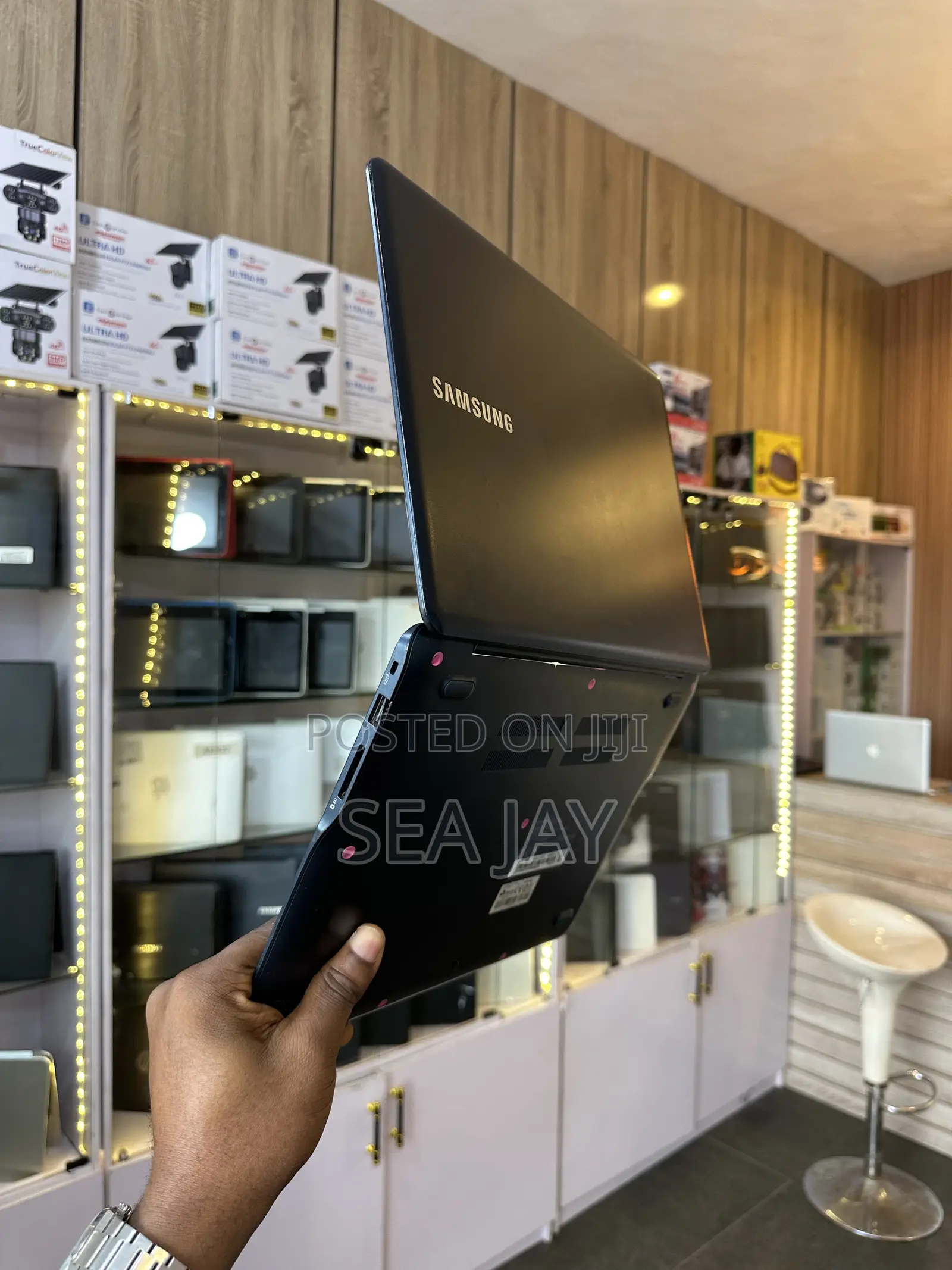 Laptop Samsung 4GB Intel Celeron SSD 128GB