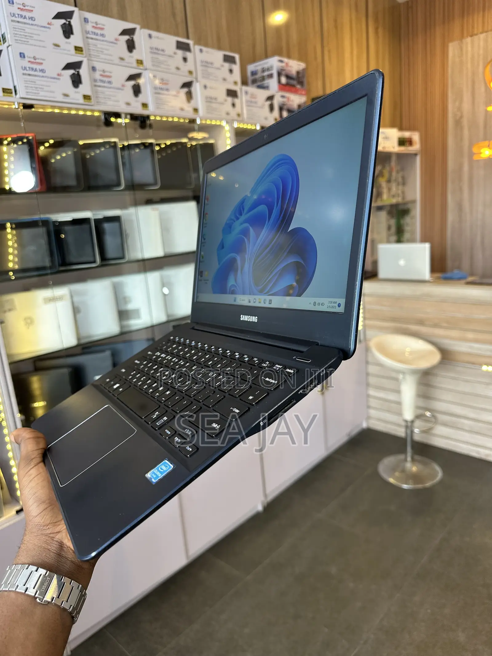Laptop Samsung 4GB Intel Celeron SSD 128GB