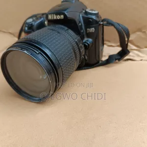 Nikon 90 DSR