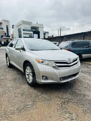Toyota Venza LE 4dr Wagon (2.7L 4cyl 6A) 2014 Silver