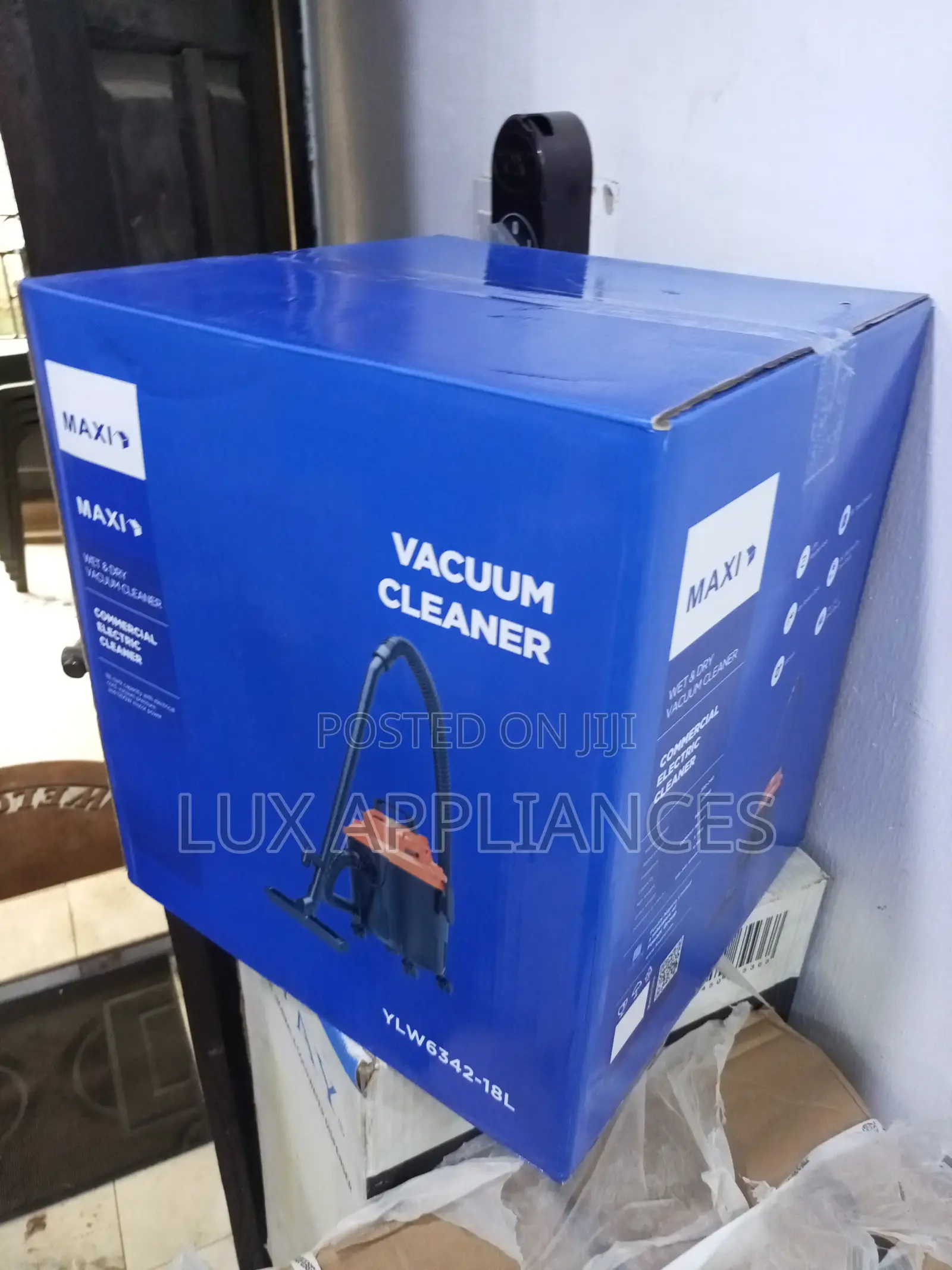 Wet Dry Vacuum With Accessories