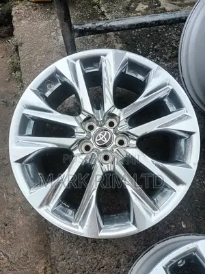 20inche Rim Toyota Highlander 2022