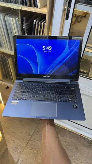 Laptop Samsung NP900X4D 8GB Intel Core i7 SSD 128GB