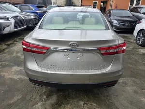 Toyota Avalon 2015 Gold