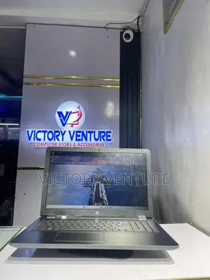 New Laptop HP 8GB HDD 1T