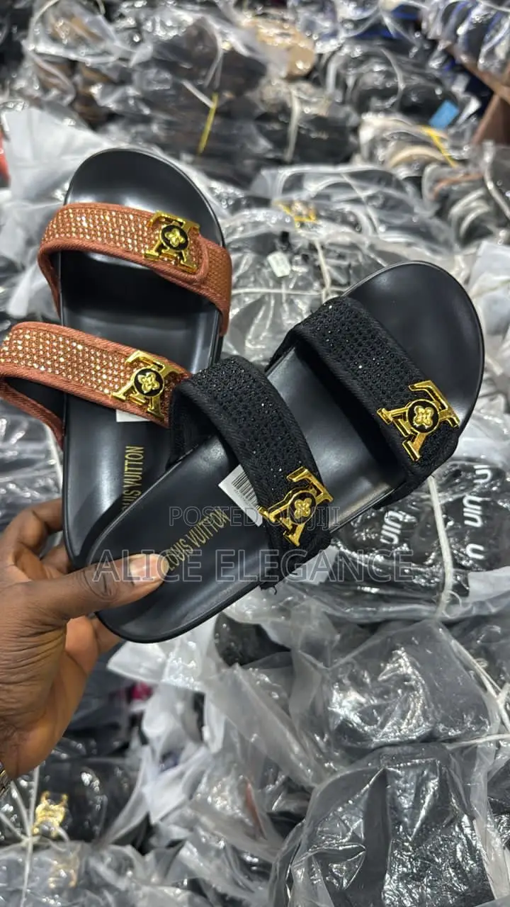 Louis Vuitton Slippers