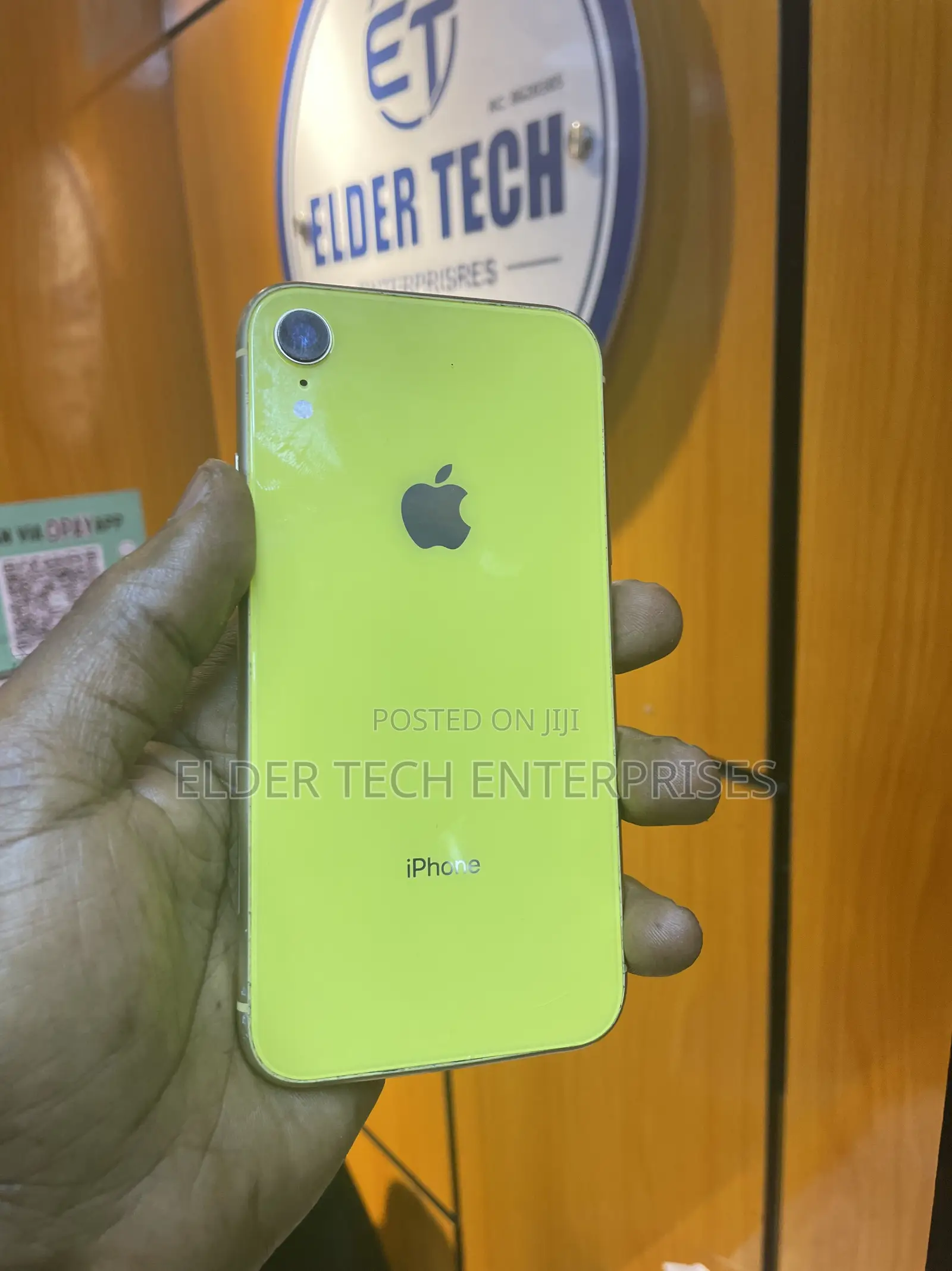 Apple iPhone XR 64 GB Yellow