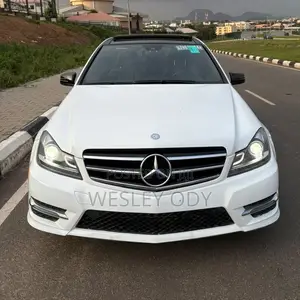 Mercedes-Benz C300 Sport 4Matic Sedan AWD (3.5L 6cyl 7A) 2013 White