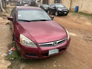Honda Accord 2.0 Comfort Automatic 2007 Red