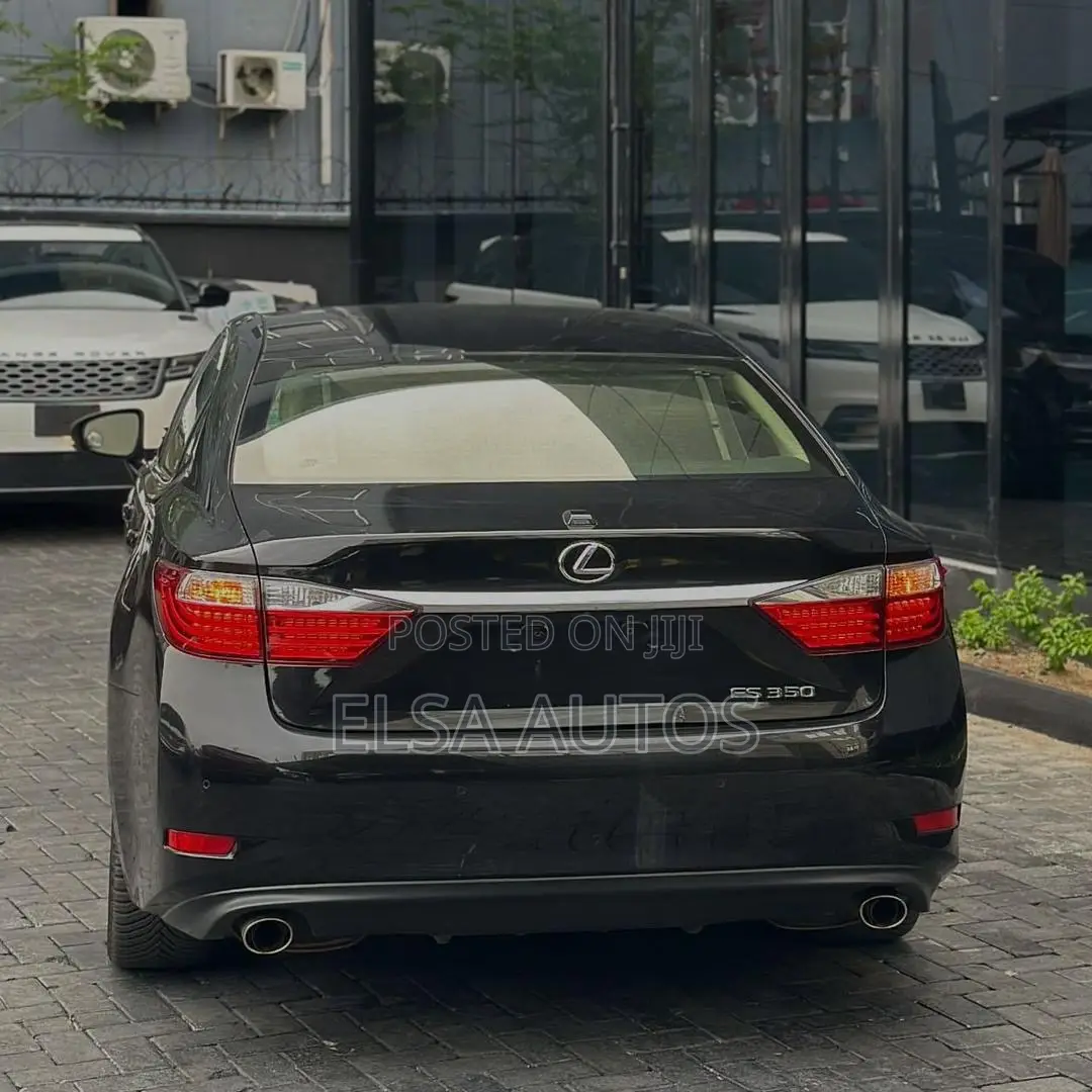 Lexus ES 2013 Black