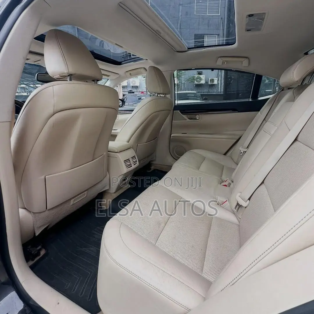 Lexus ES 2013 Black