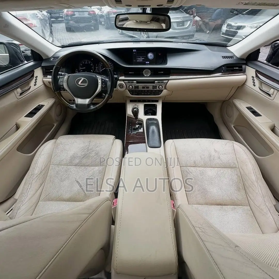 Lexus ES 2013 Black