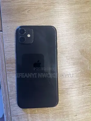 Apple iPhone 11 64 GB Black
