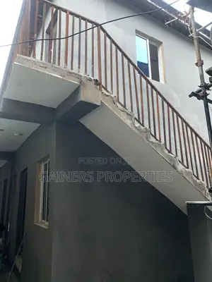 Studio Apartment in New Garage / Gbagada for rent