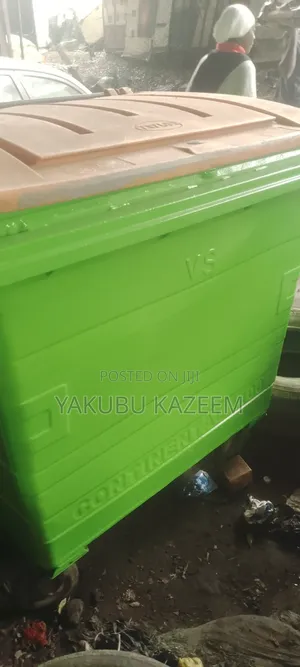 1100l Wastebin
