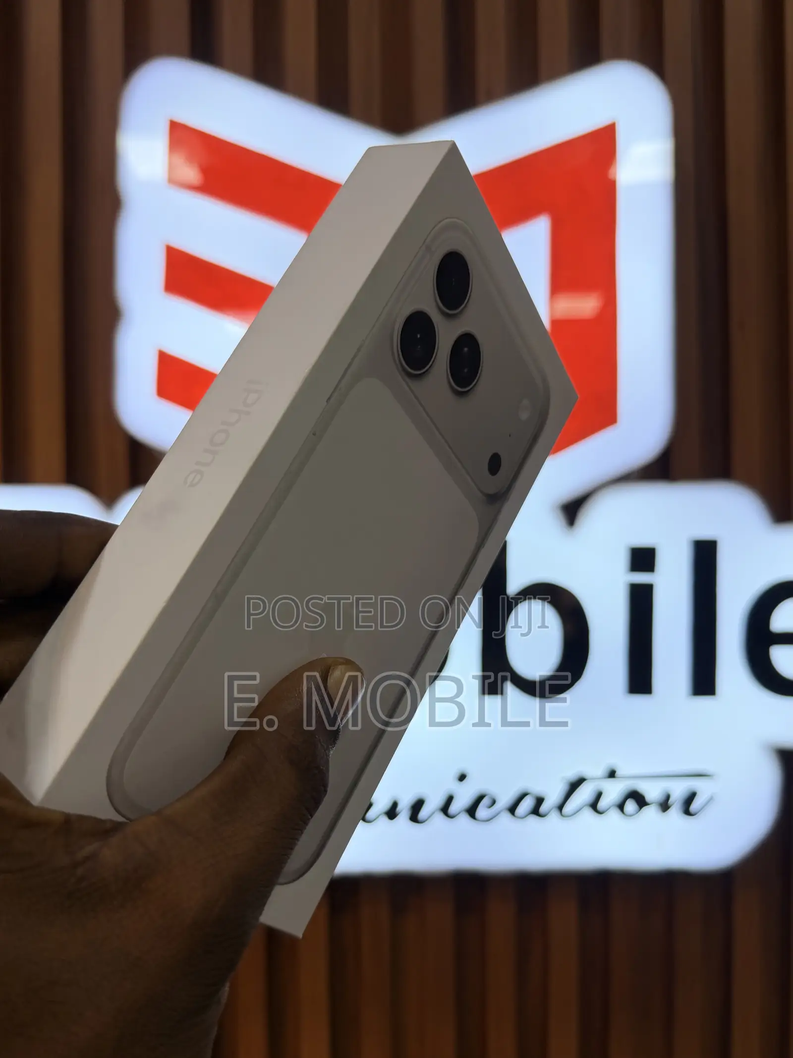 New Apple iPhone 17 Pro Max 256 GB Silver