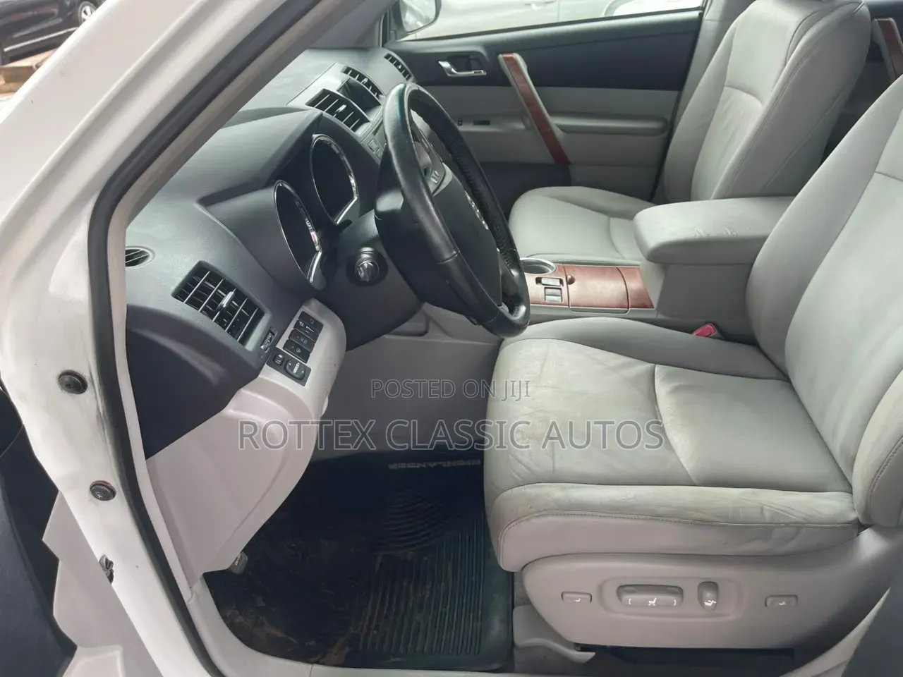 Toyota Highlander 2010 White