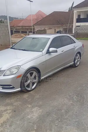Mercedes-Benz E350 Base 4Matic Sedan AWD (3.5L 6cyl 7A) 2013 Silver